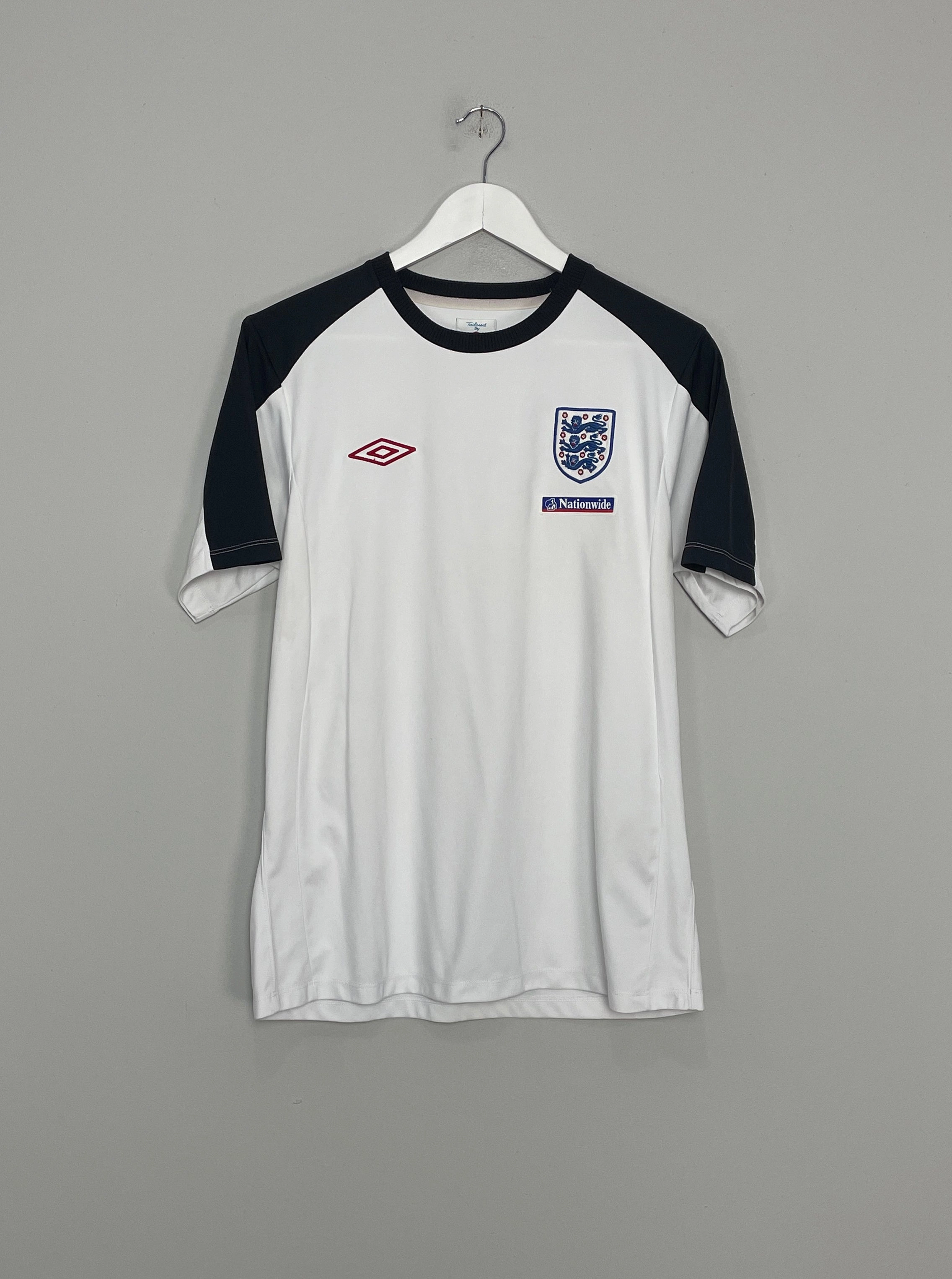 VentedPaneling 2010/11 ENGLAND TRAINING SHIRT (S*) UMBRO