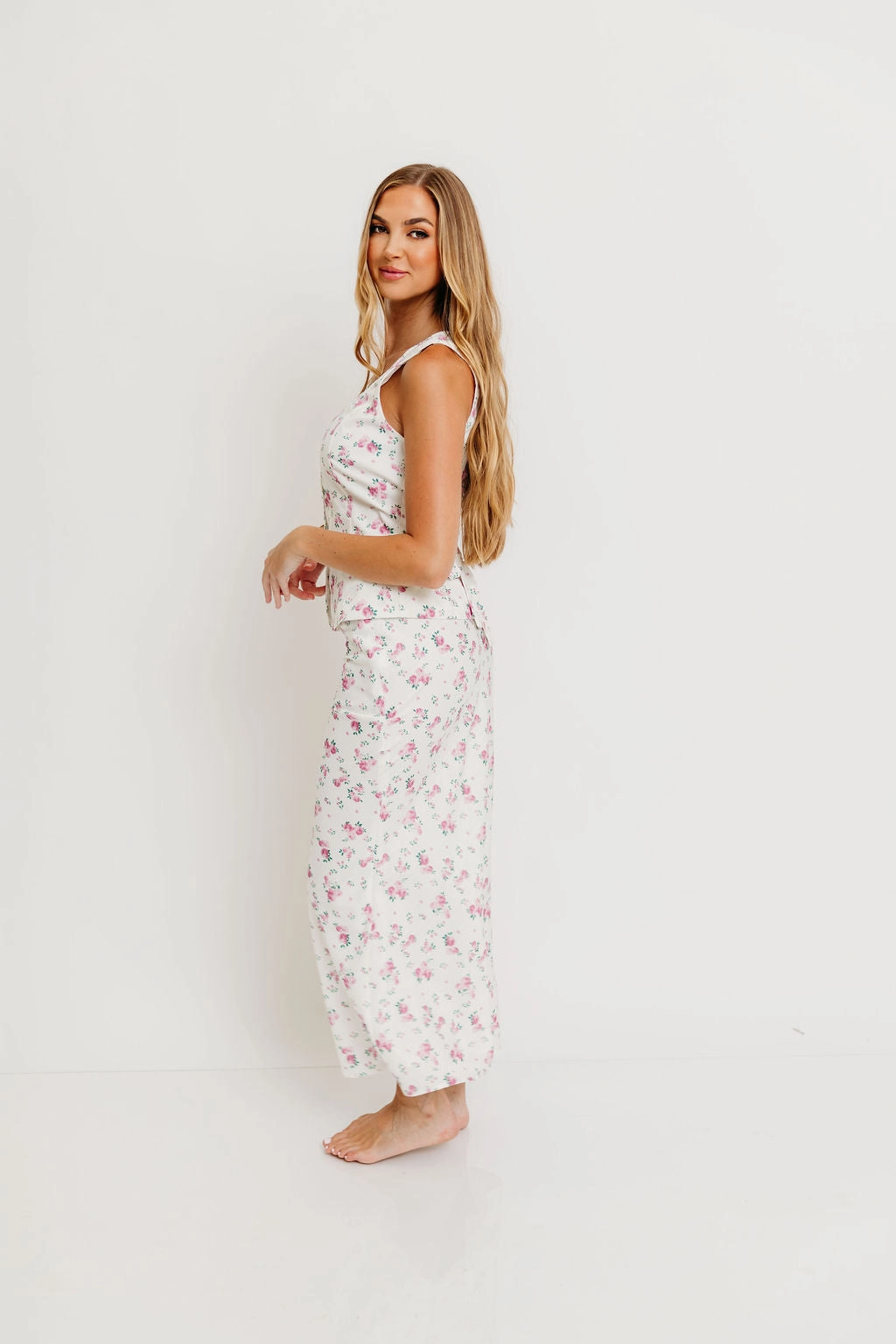 SustainableBlend StretchTechnology Melrose Floral Button-Up Top and Maxi Skirt Set in Off White *Final-Sale*