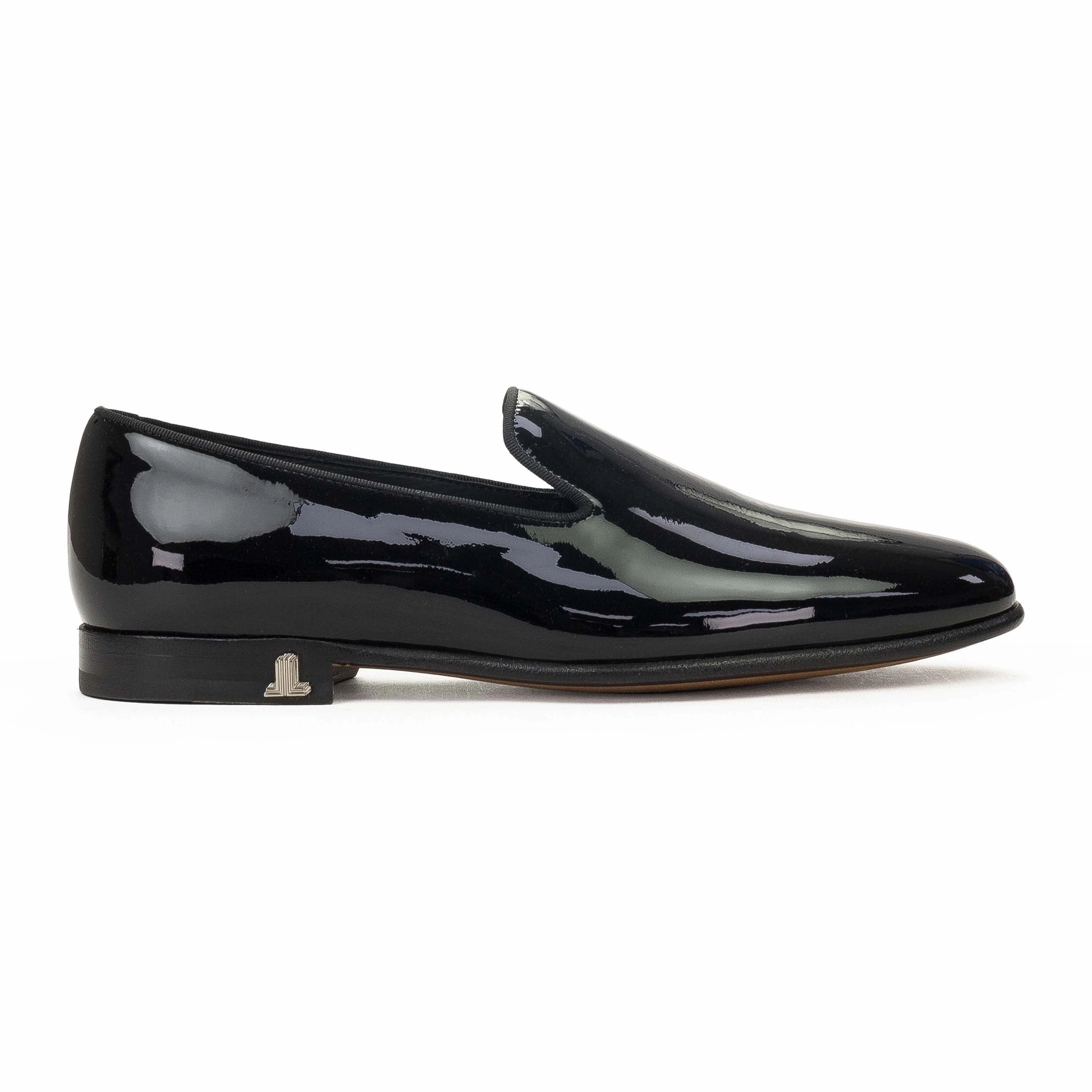 BLACK TAILOR LOAFERS Pure Flow