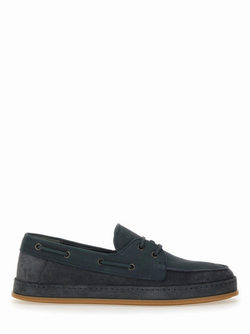 Sophisticated Look Calm Look Leather Boat Moccasin