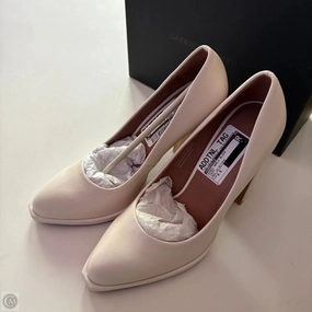 Shoes Heels Block By Gabrielle In Cream, Size: 8.5 Travel Light Comfortable Wedding Shoes