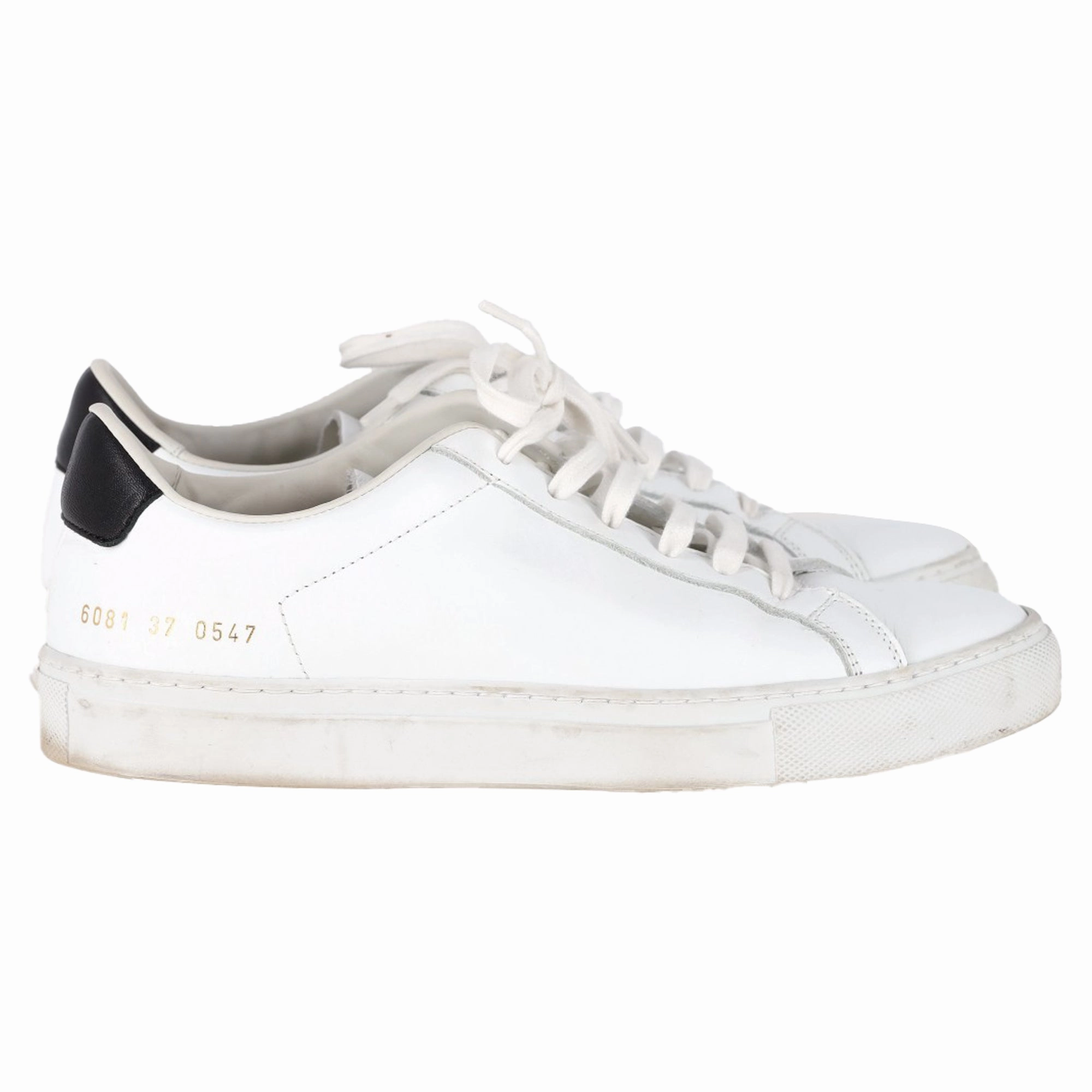 Hold Walk Common Projects Achilles Low-Top Sneakers in White Leather