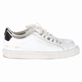 Hold Walk Common Projects Achilles Low-Top Sneakers in White Leather
