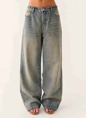 Keanna Low Rise Denim Jeans - Dirty Wash Light Stretch