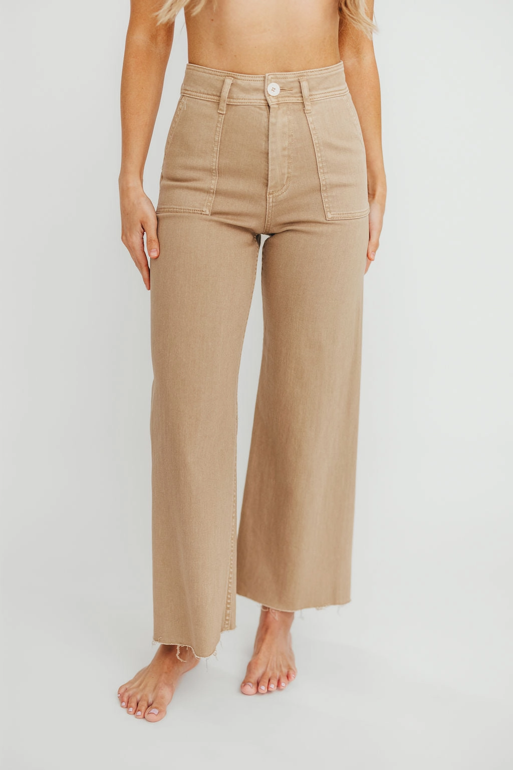 Weekend Style Stretch Bold Look Dean Dye & Wash Cotton Stretch Wide-Leg Pants in Artichoke