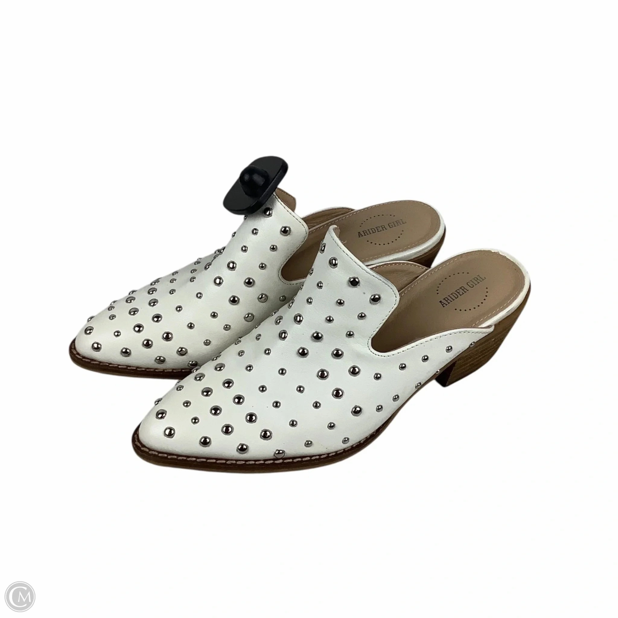 Shoes Heels Block By Clothes Mentor In Cream & Silver, Size: 6.5 Formal Footwear Fashion Ready