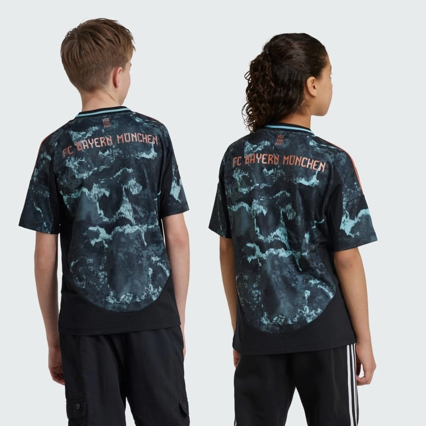 FC Bayern 24-25 Away Mini Kit Full Set Shirt & Short Running Style Tight Knit