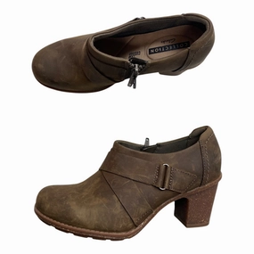 Wedding Sandals Comfortable Buckle Shoes Heels Block By Clarks In Brown, Size: 7.5