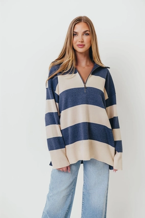 Low Impact Manufacturing Reinforced Stress Points Fontaine Pullover in Navy Cream