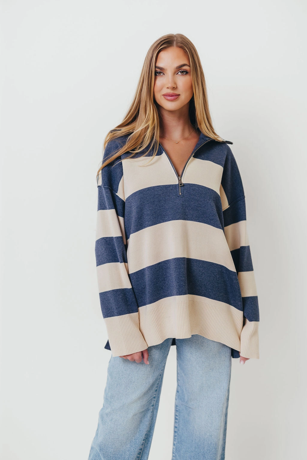 Low Impact Manufacturing Reinforced Stress Points Fontaine Pullover in Navy Cream