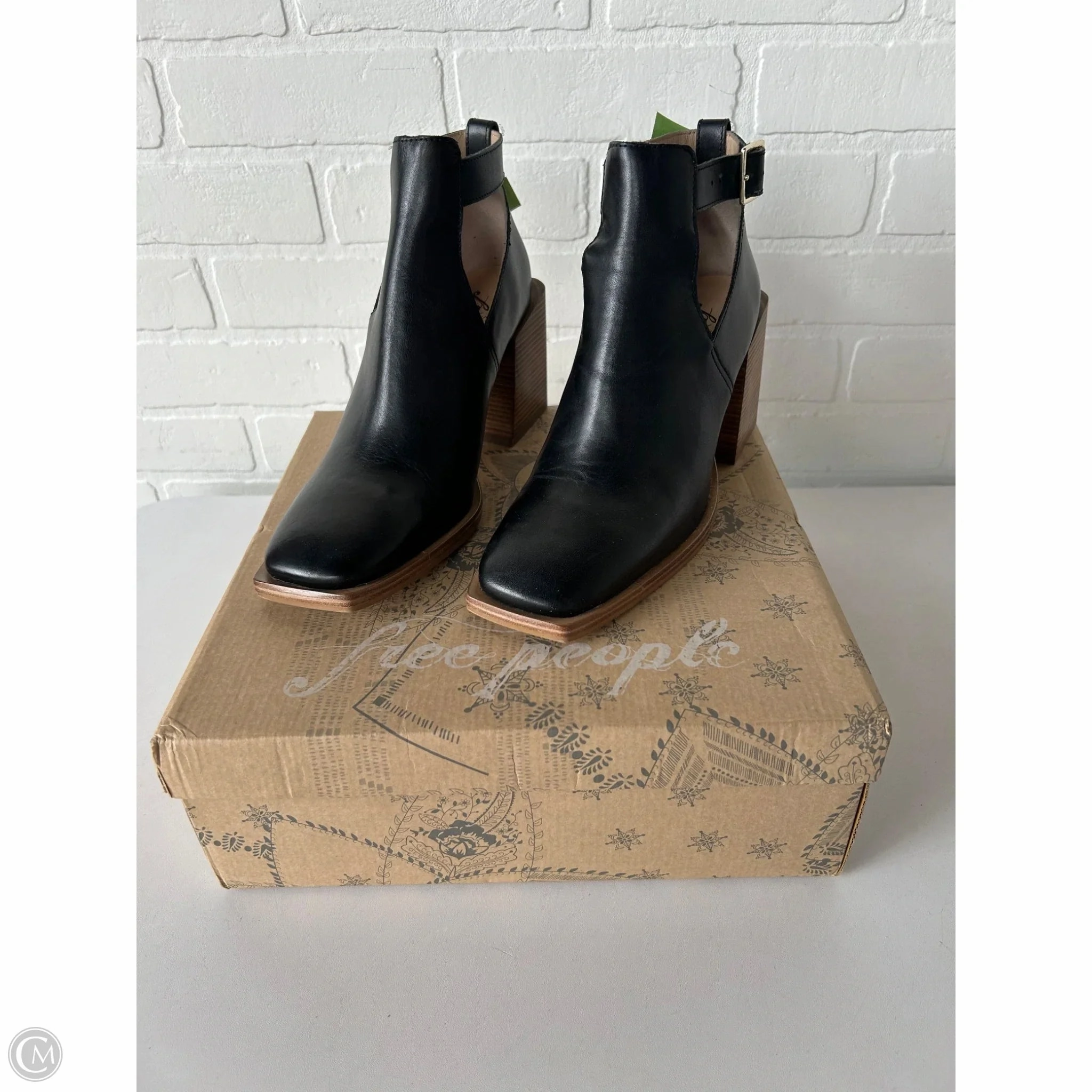 Bold Silhouette Shoes Heels Block By Free People In Black, Size: 9