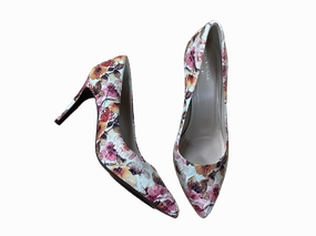 Bejeweled Heels Shoes Heels Stiletto By Cole-Haan In Floral Print, Size:8