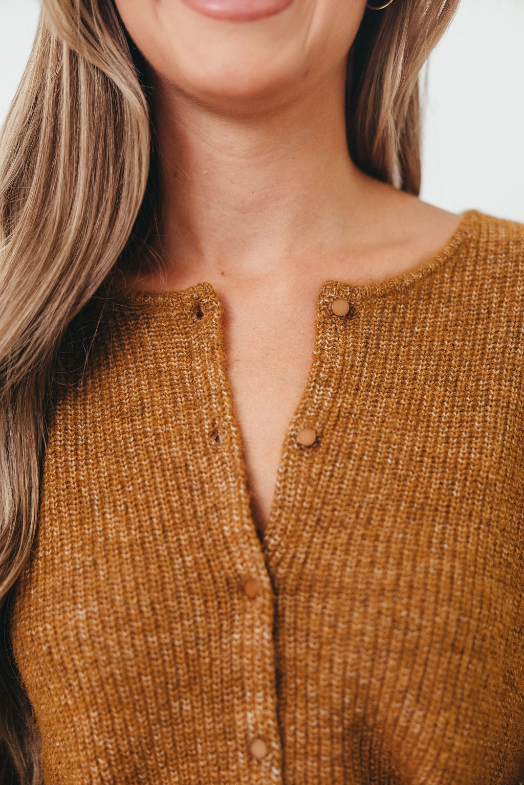 WaterResistantCoating Double Needle Hemming Newport Cardigan in Camel