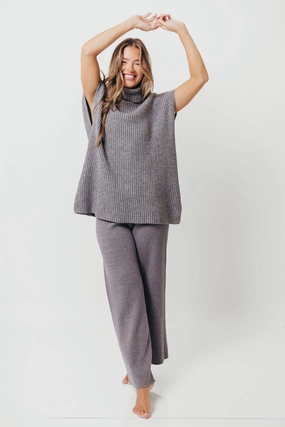Hilaria Turtle Neck Sweater Top and Pants Set in Charcoal Travel Ready