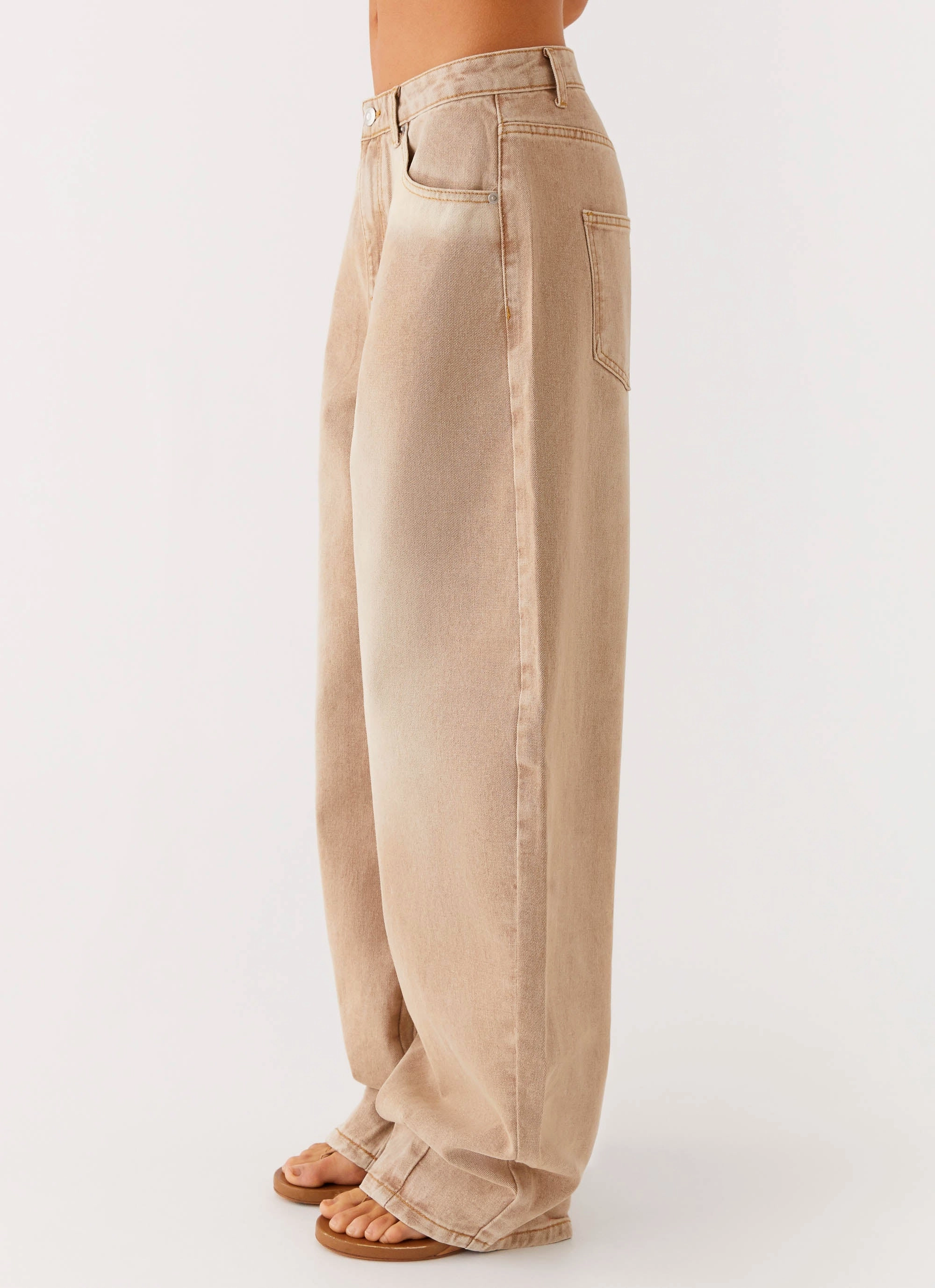 Khalil Baggy Jeans - Tan Eco Friendly Chill Outfit Road Trip