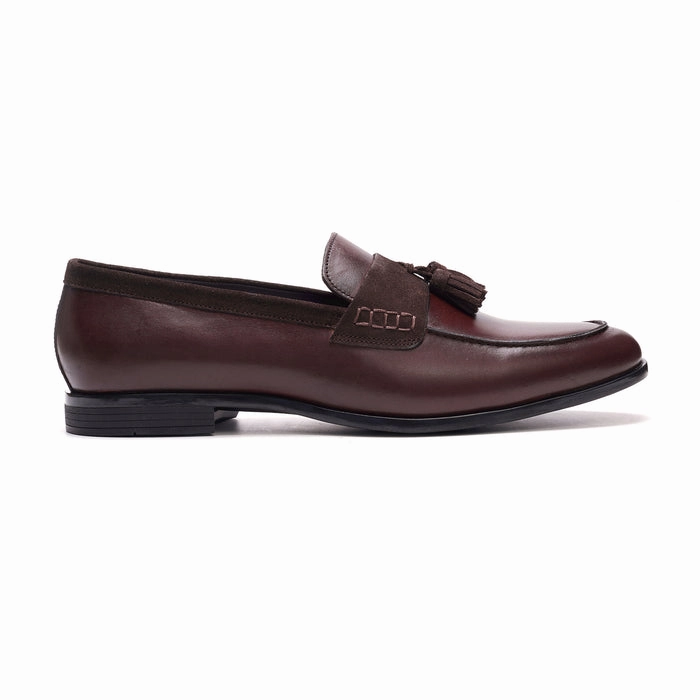 Laurent Tassel Loafer Ergonomic Design Versatile Appeal