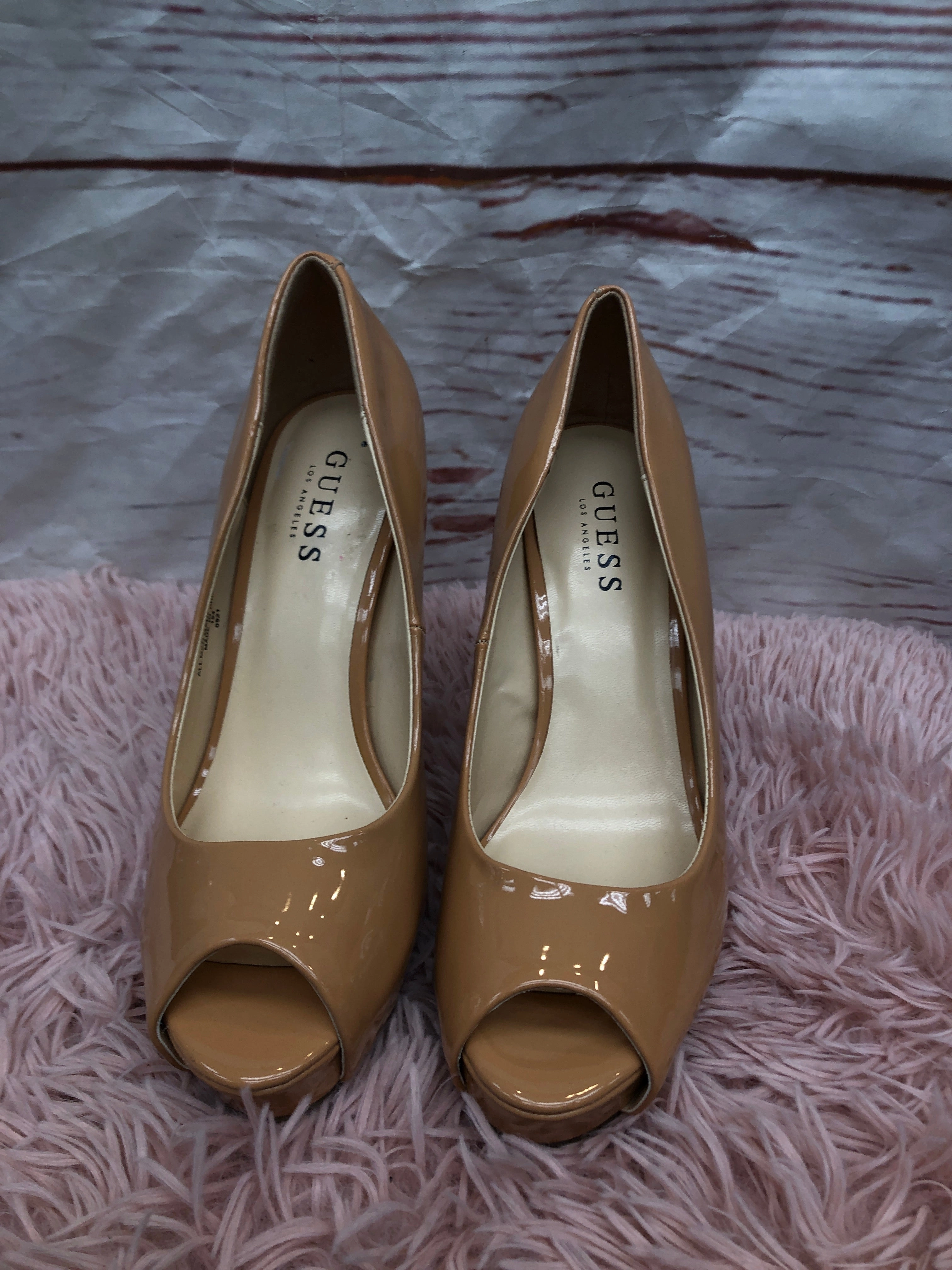 Affordable Shoes Heels Stiletto By Guess  Size: 9