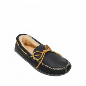 Dressed Down Men's Sheepskin Moose Flat Slipper In Black