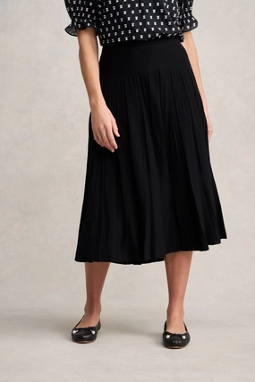 Bold Print Pleated Knit Skirt ?C Black
