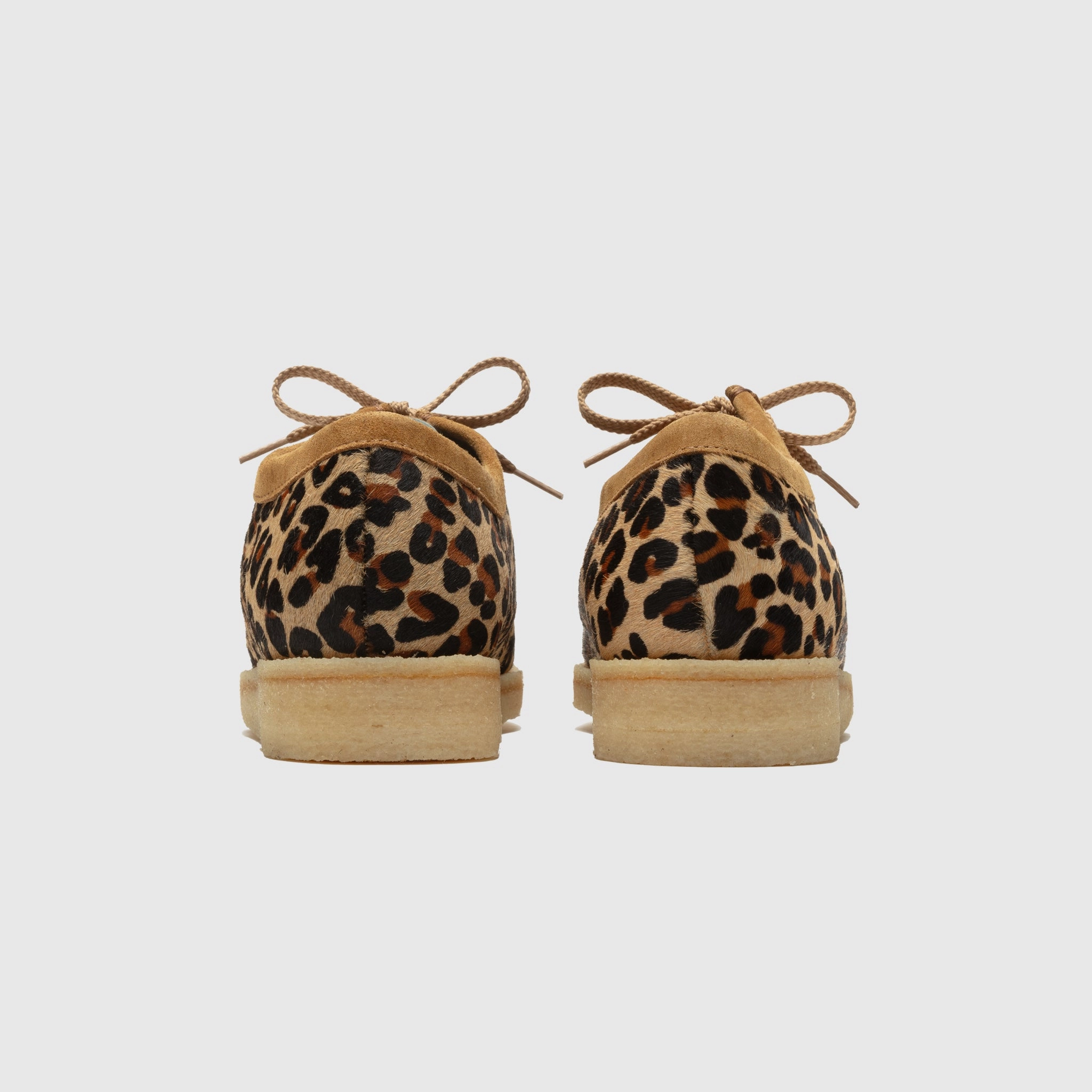 P204W "CHEETAH" X PACKER Sturdy Build Hiking Enthusiast