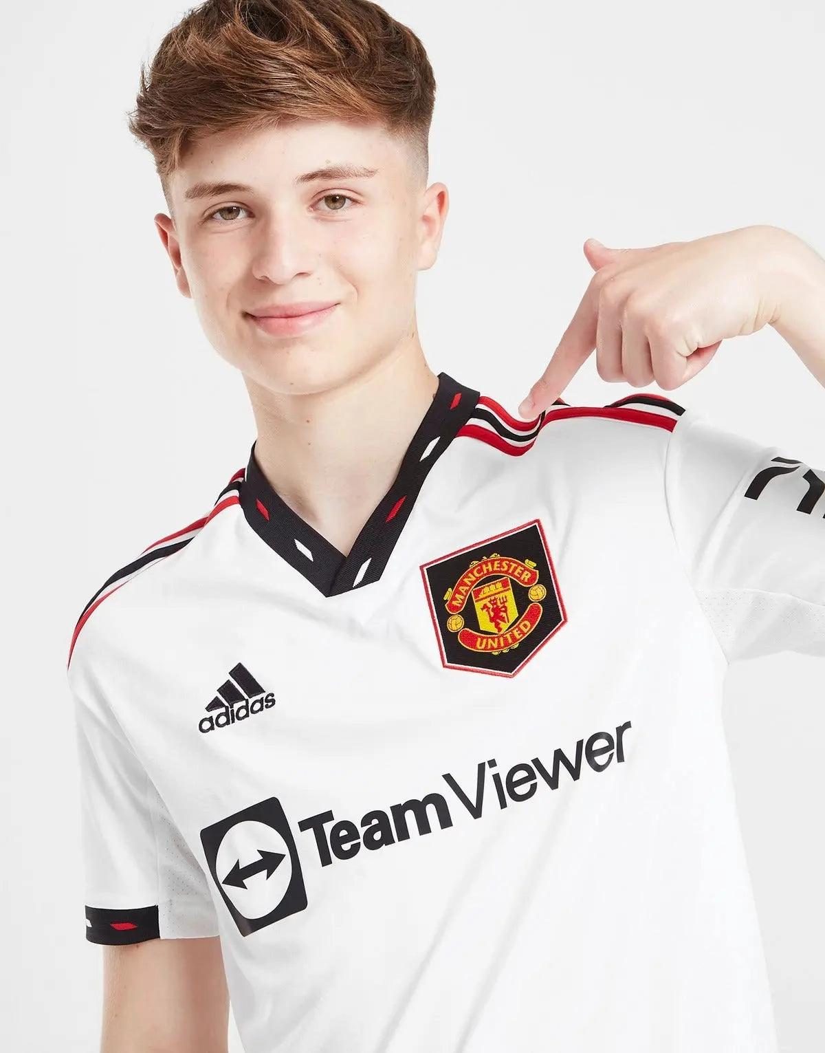 Relaxed Performance Manchester United FC 2022/23 Away Shirt Junior Full Set T-shirt & short