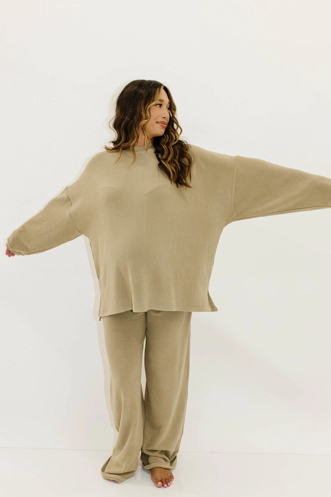 Campbell Fleece Lounge Pants in Green Taupe *10/6 PRE-ORDER* Feminine Fit Sport Friendly
