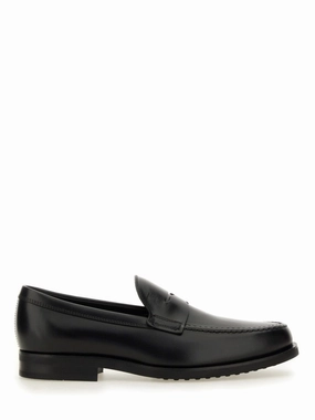 Smooth Leather Moccasin Loafers With Subtle Stitching Foot Strong