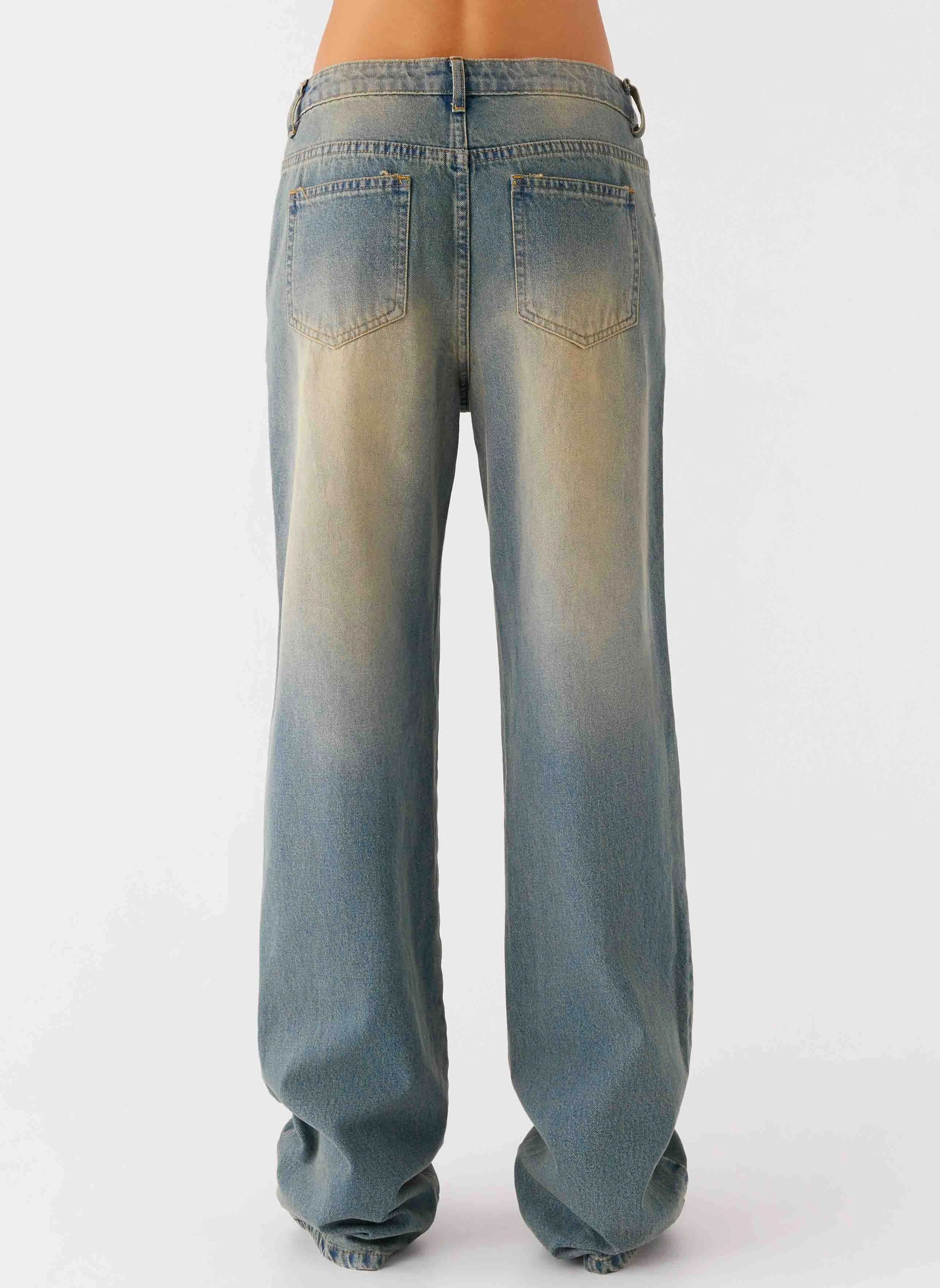 Comfortable Appearance San Diego Straight Leg Jeans - Blue Wash