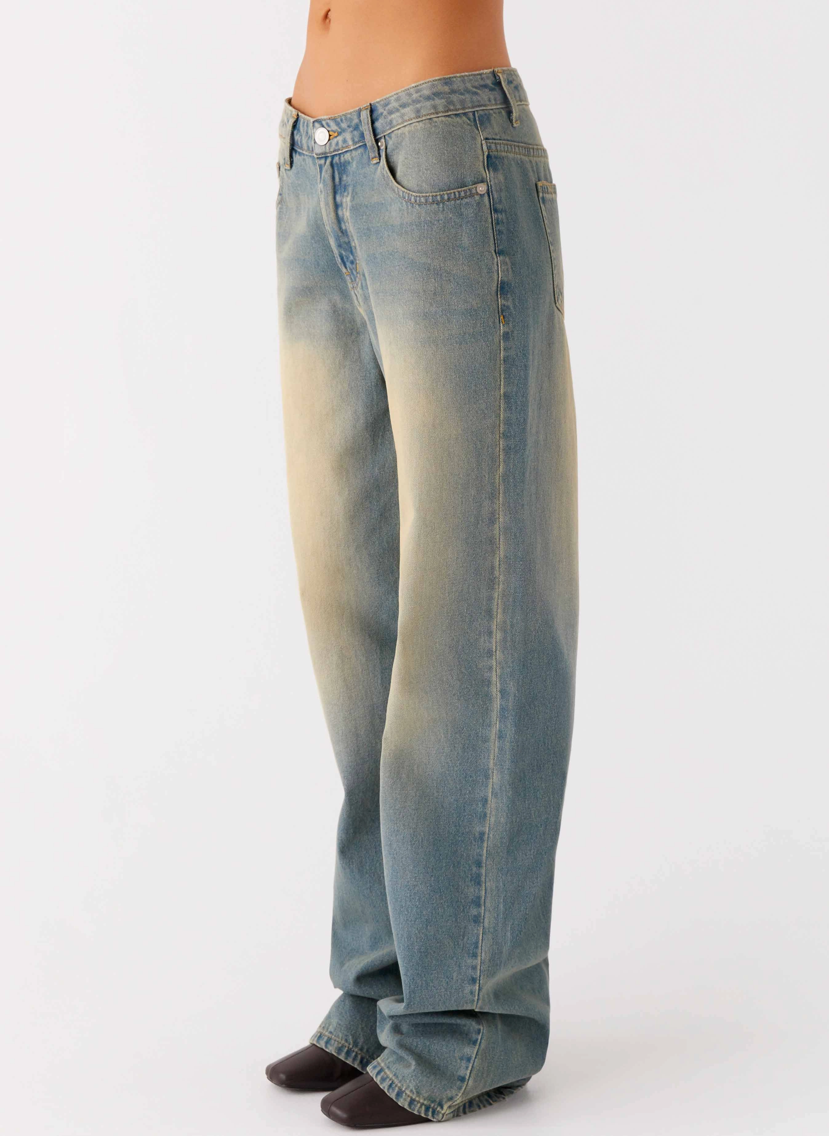 Street Casual Night Out Bold Look San Diego Straight Leg Jeans - Blue Wash