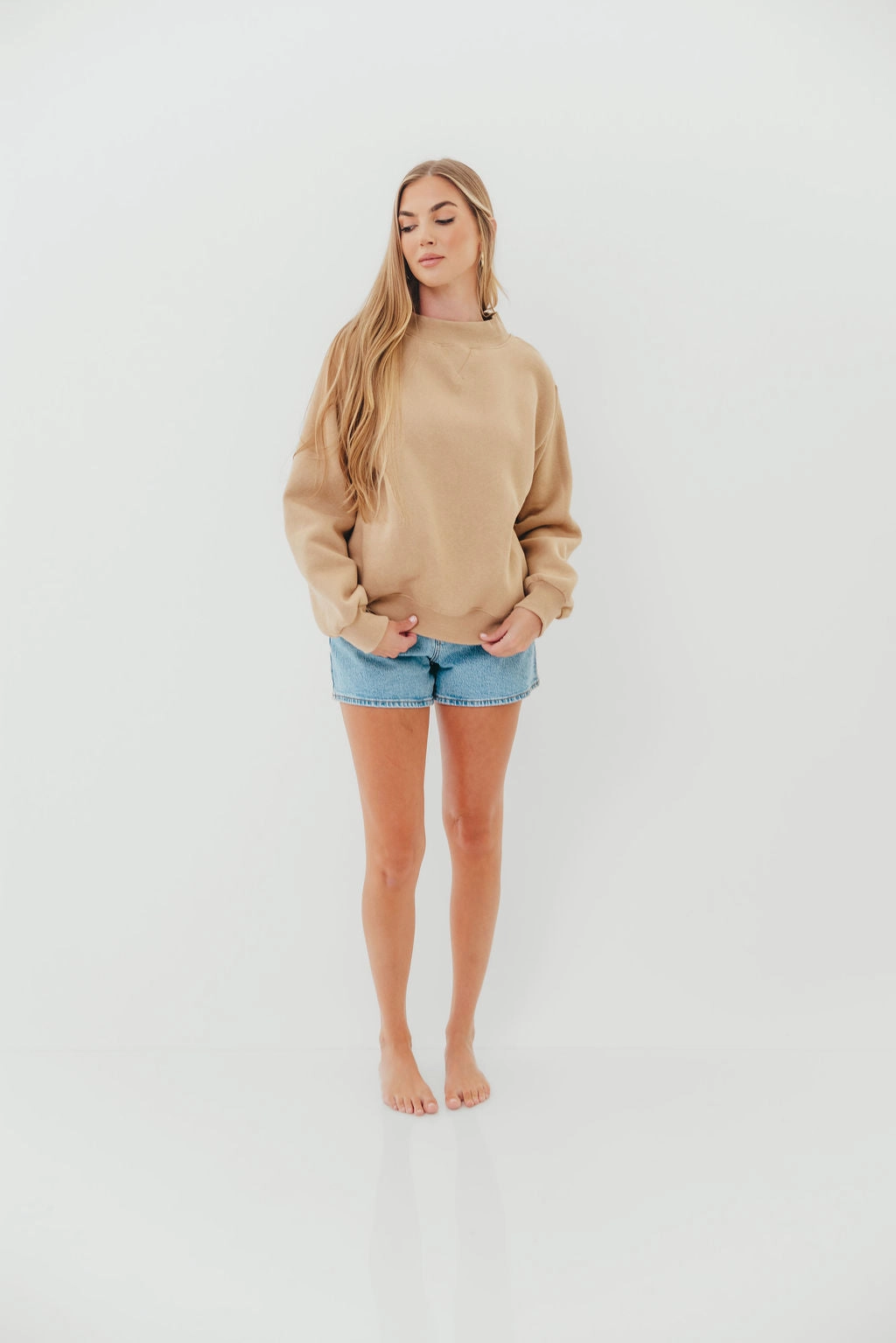 MultiPocketDesign Scout Wide Neck Fleece Sweatshirt in Tan