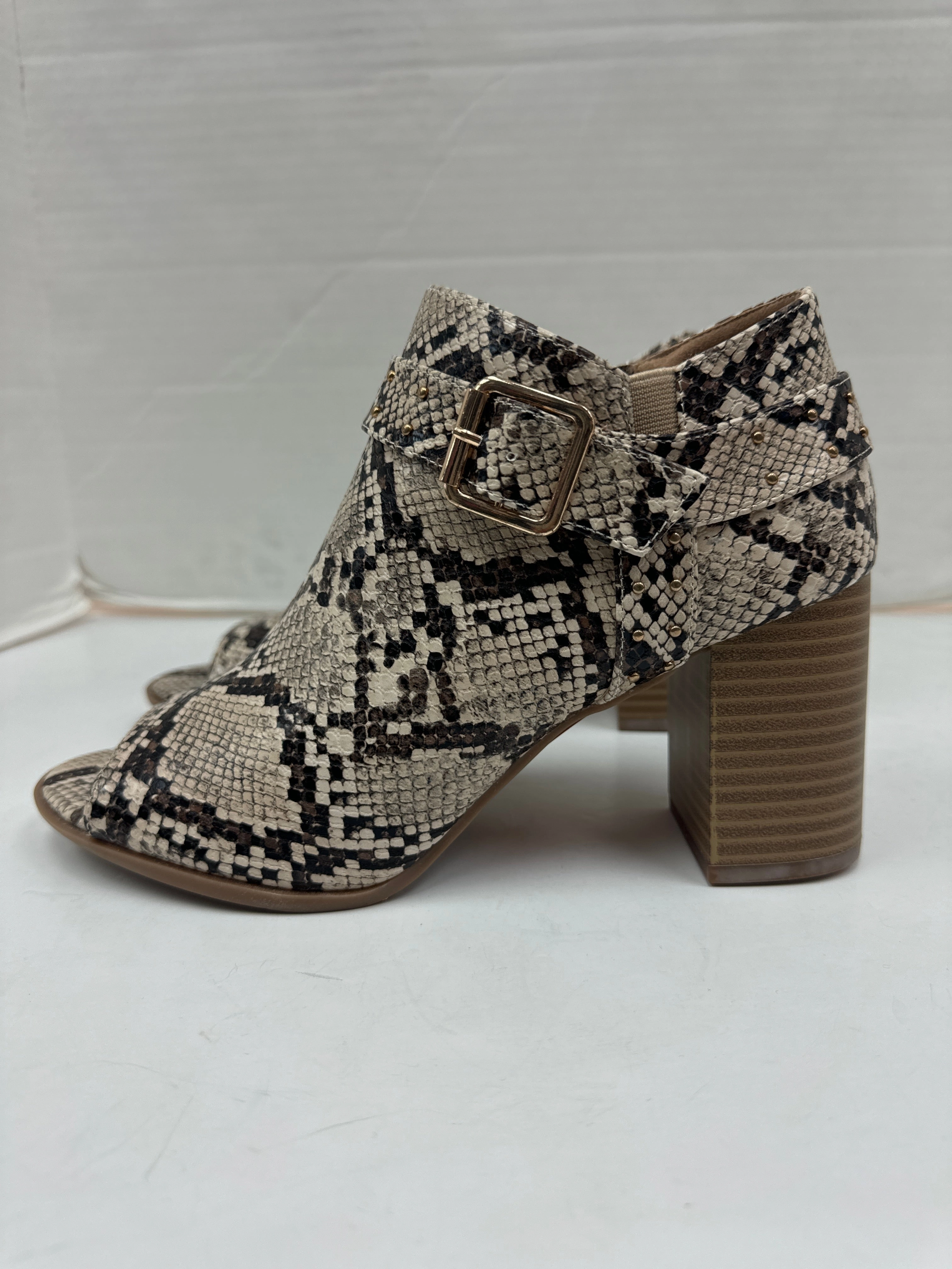 Shoes Heels Block By Clothes Mentor In Snakeskin Print, Size: 8 Glam Heels