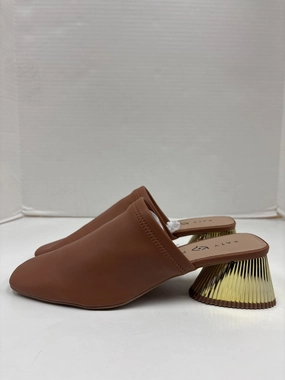 Buckle Detail Shoes Heels Block By Clothes Mentor  Size: 9