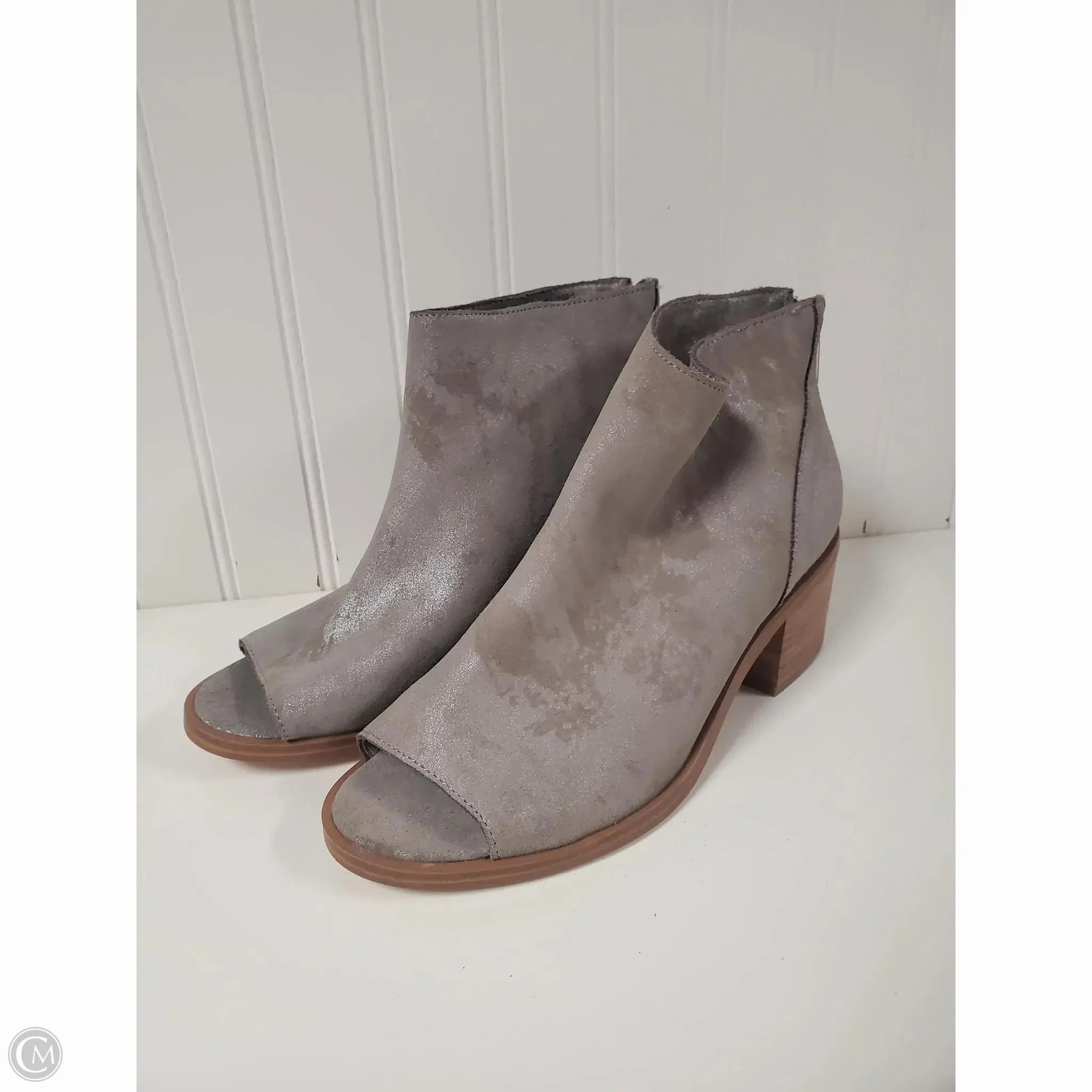 Glamorous Heels Glossy Finish Shoes Heels Block By Sole Society In Grey, Size: 7