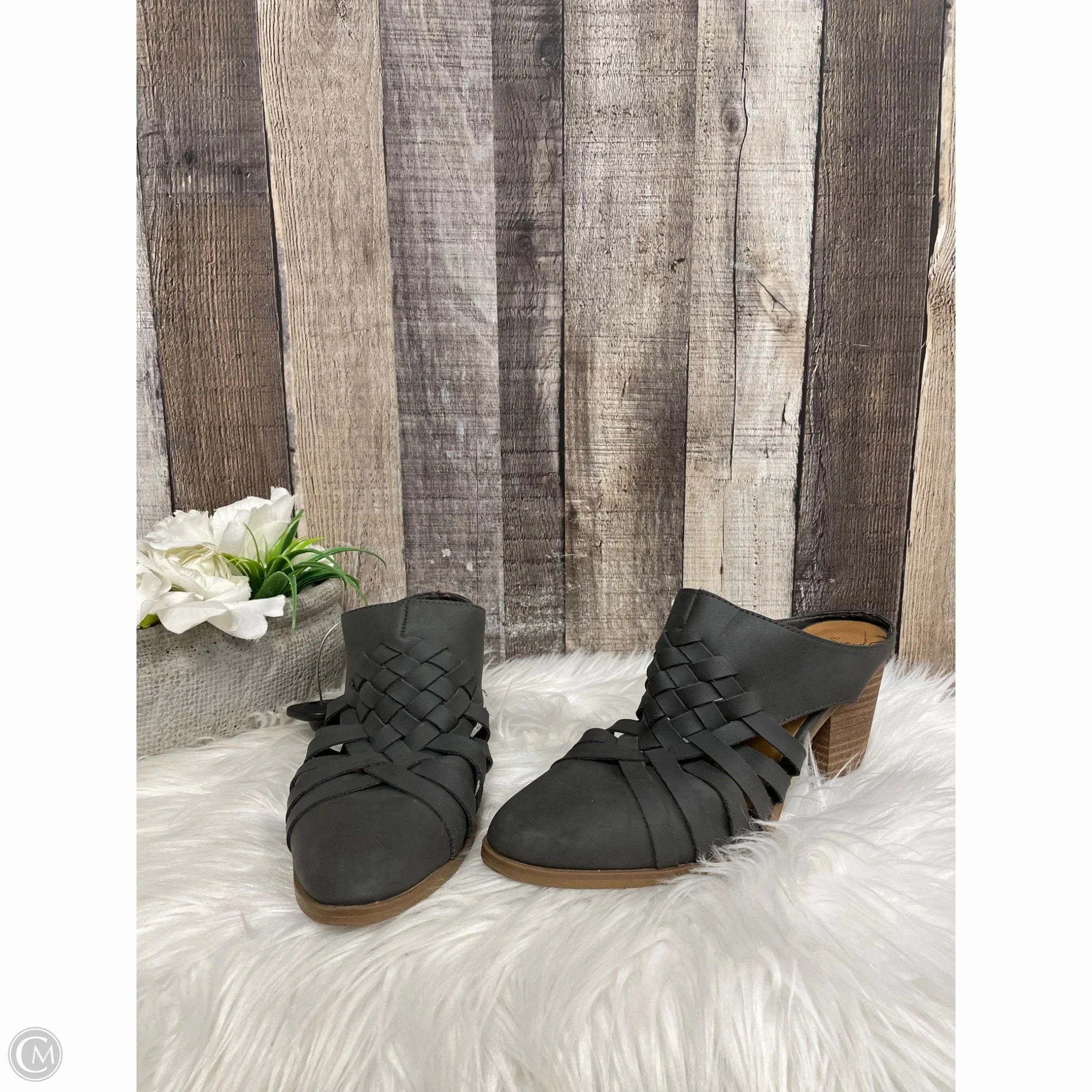 Luxe Wedding Footwear Shoes Heels Block By Universal Thread In Grey, Size: 6.5