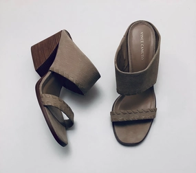 Elegant Feel Shoes Heels Block By Vince Camuto In Tan, Size: 9