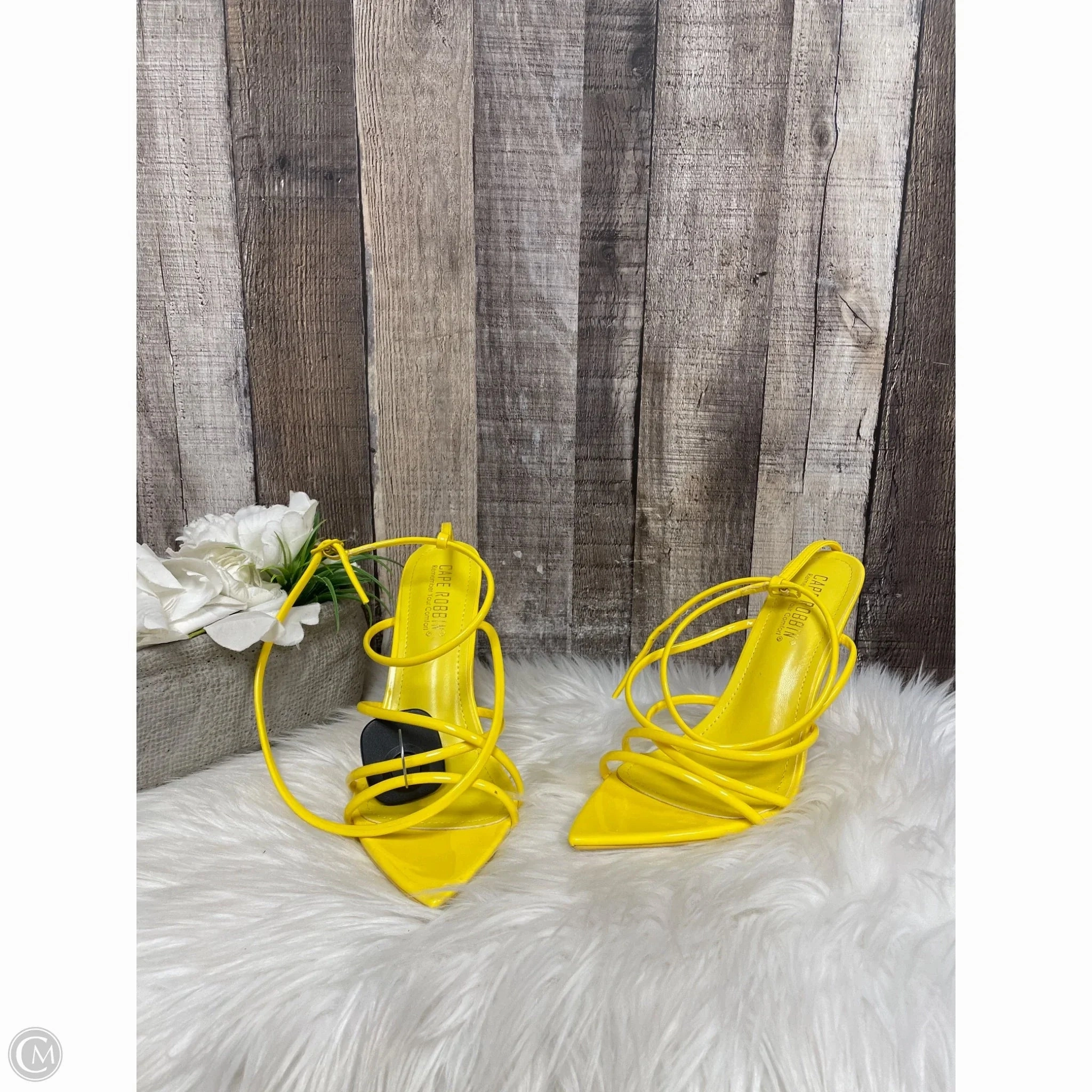 Shoes Heels Stiletto By Cape Robbin In Yellow, Size: 9 Floral Embellished Heels
