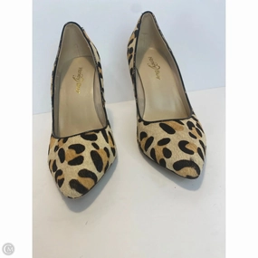 Laced Slip On Design Shoes Heels Stiletto By Clothes Mentor In Animal Print, Size: 9.5