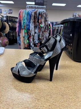Stylish Design Shoes Heels Stiletto By Cme In Black & Silver, Size:8.5