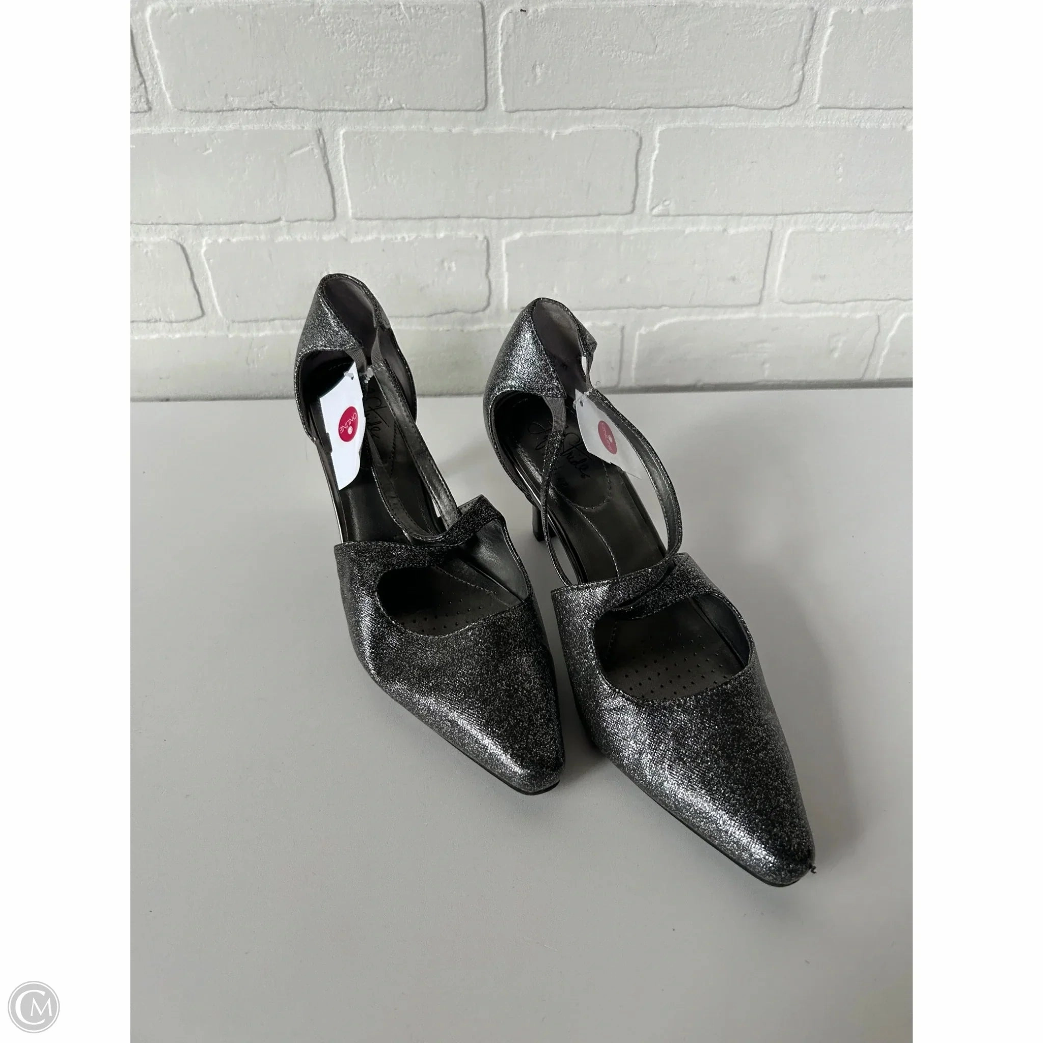 Breathable Upper Shoes Heels Stiletto By Life Stride In Silver, Size: 8.5