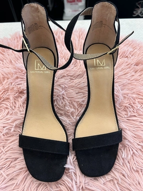 Shoes Heels Stiletto By Material Girl In Black, Size: 6.5 High Top Style Ankle Support