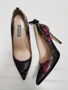 Comfortable Foot Feel Gold High Heeled Sandals Shoes Heels Stiletto By SARA JESSICA PARKER In Grey & Pink, Size: 8.5