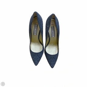 Classic Dress Shoes Shoes Heels Stiletto By Clothes Mentor In Grey, Size: 7