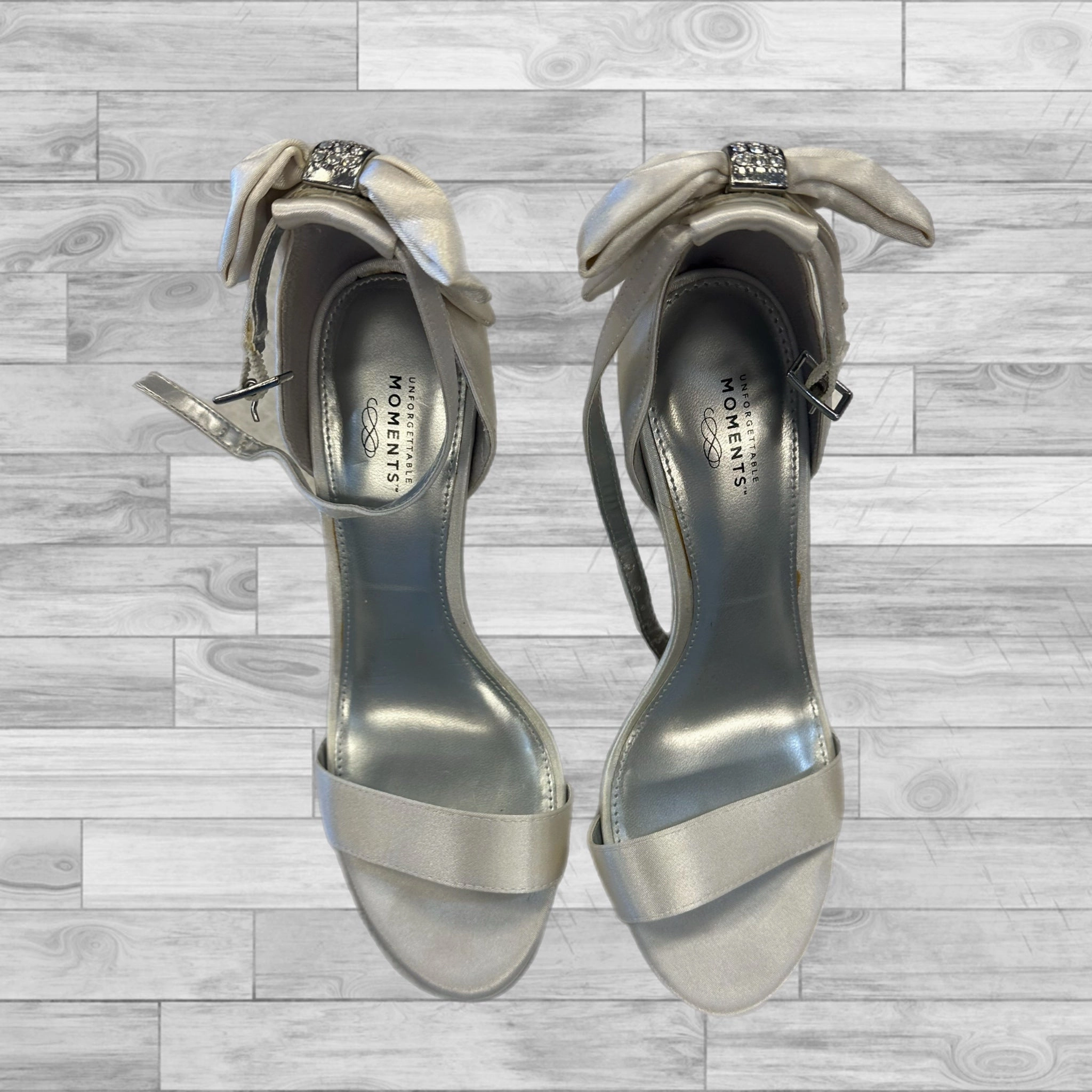 Shoes Heels Stiletto By Clothes Mentor In White, Size: 6 Season Vibe Fashion Life