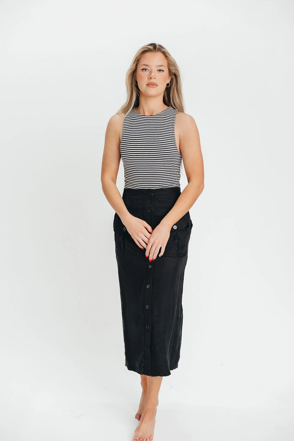 Better Days Button-Down Midi Cargo Skirt in Black *Final-Sale* Athleisure Inspired