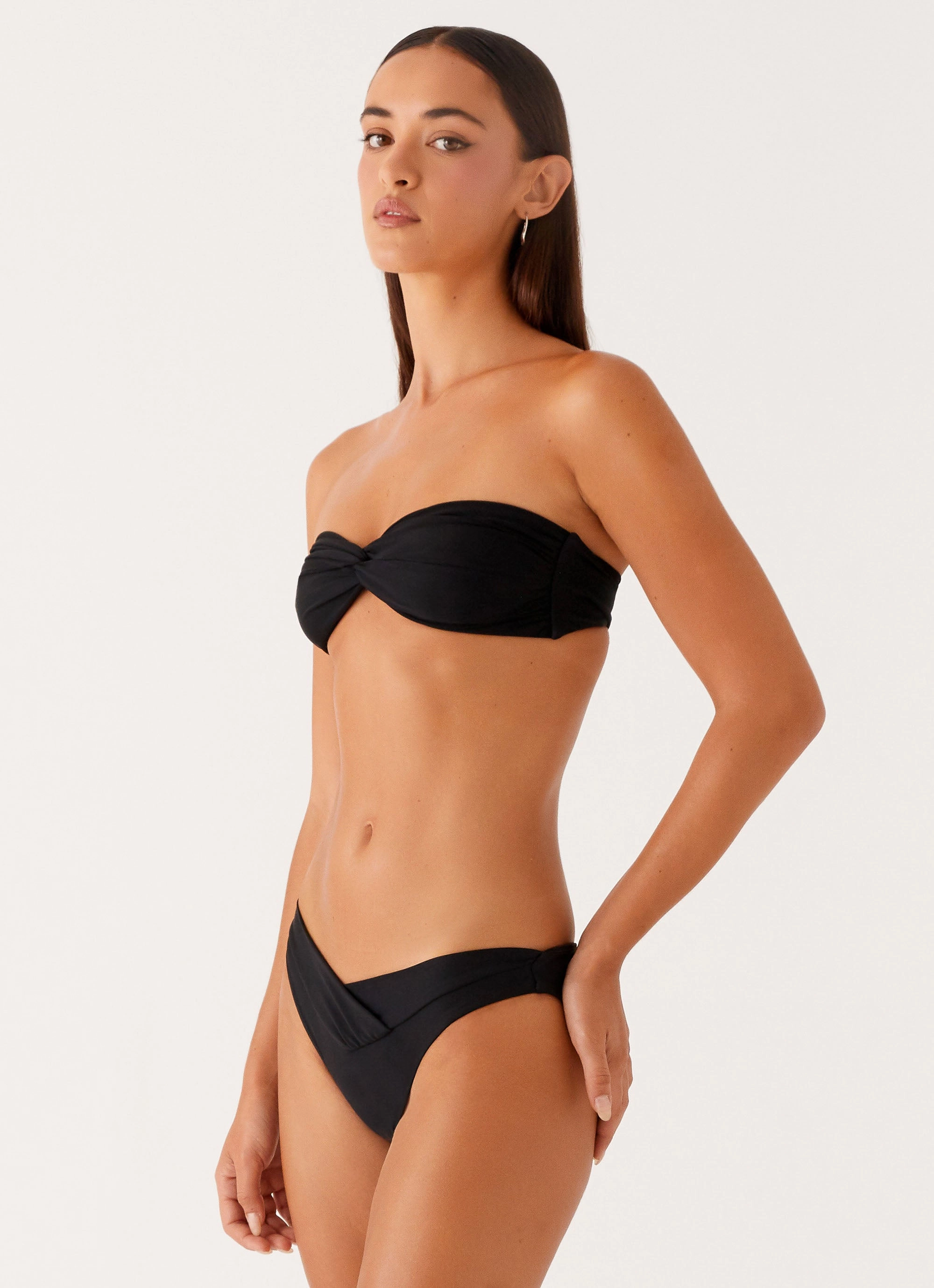 Delta Bandeau Bikini Top - Black Non Abrasive Zipper Breathable mesh design