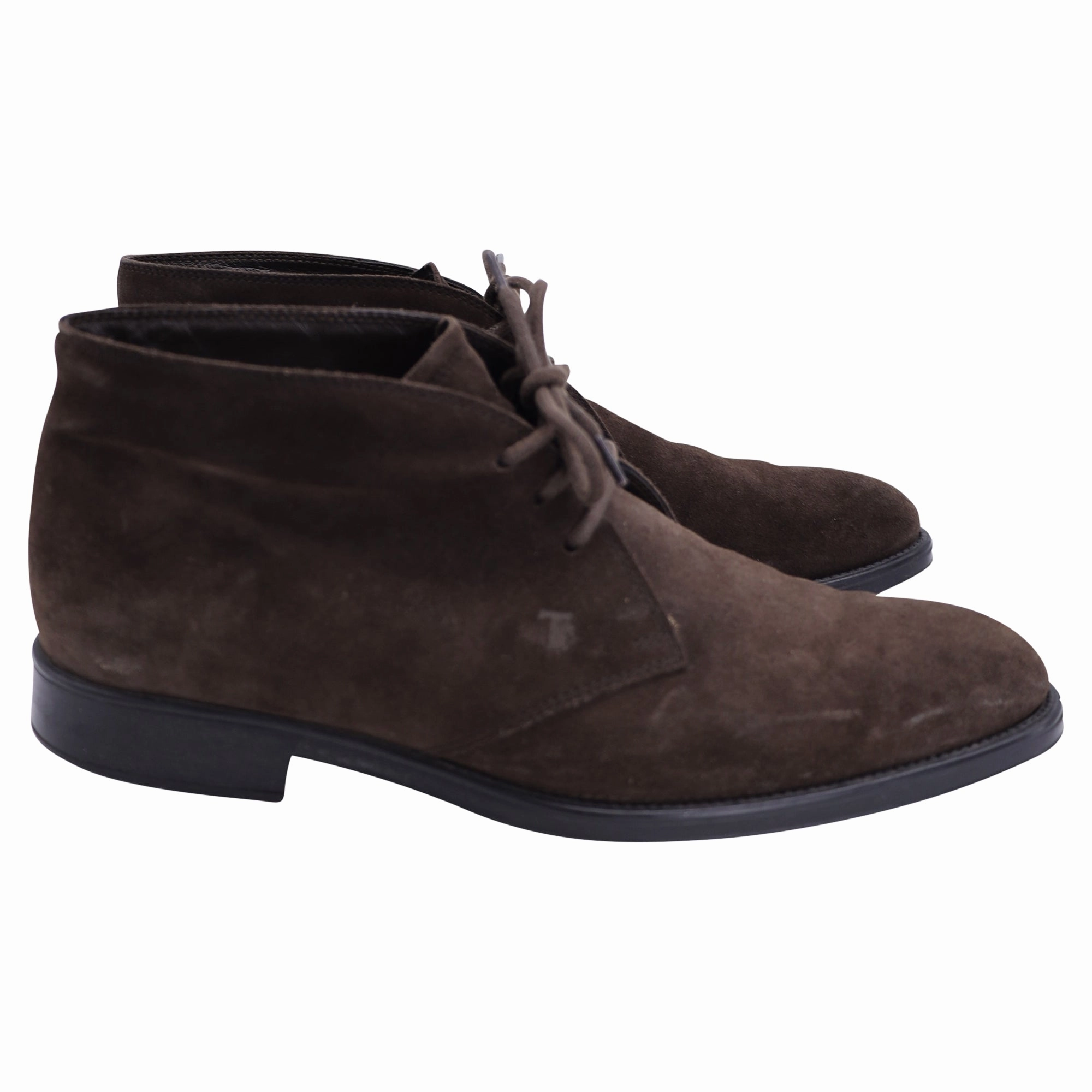 Tod's Lace-Up Boots in Brown Suede Interview Attire