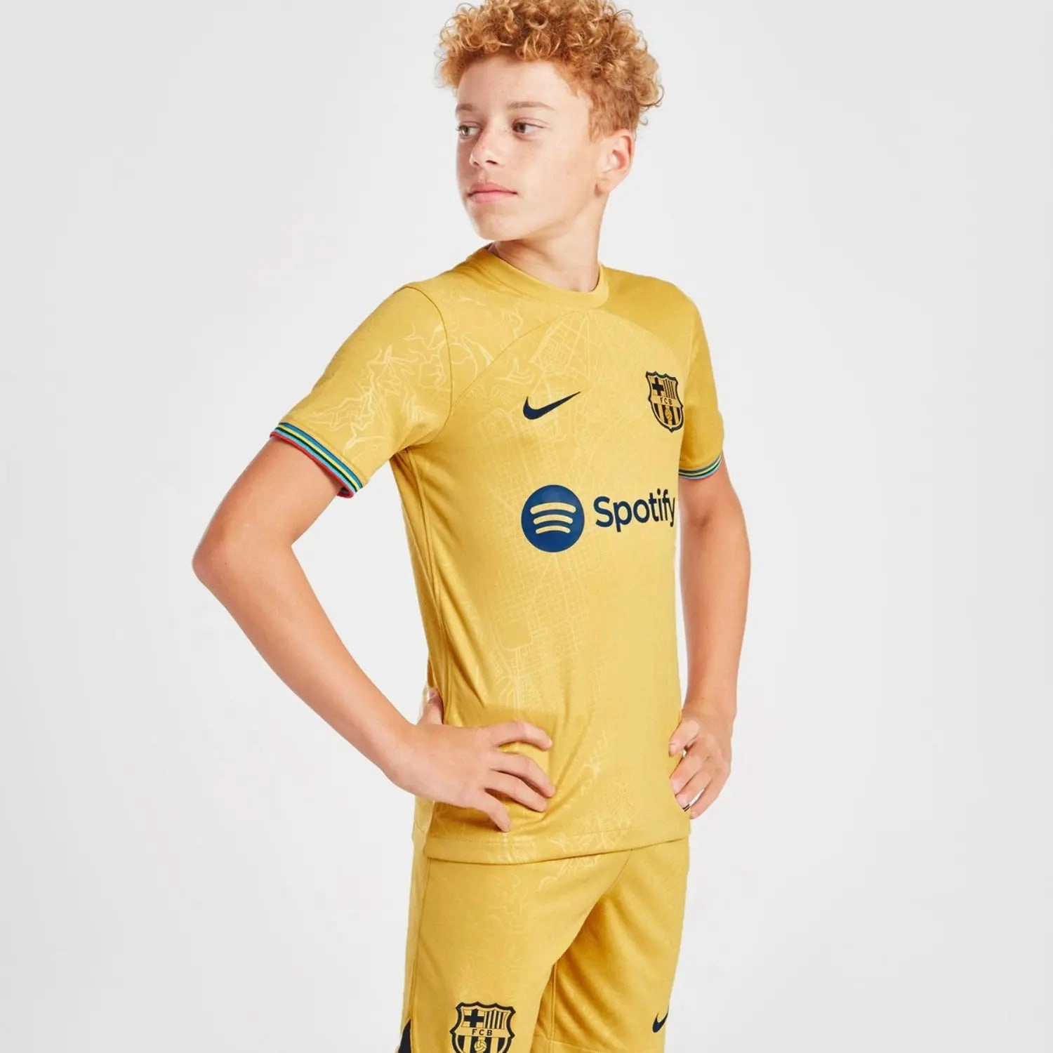 FC Barcelona 2022/23 Away Kit Junior Full Set T-shirt & short Precision Cut