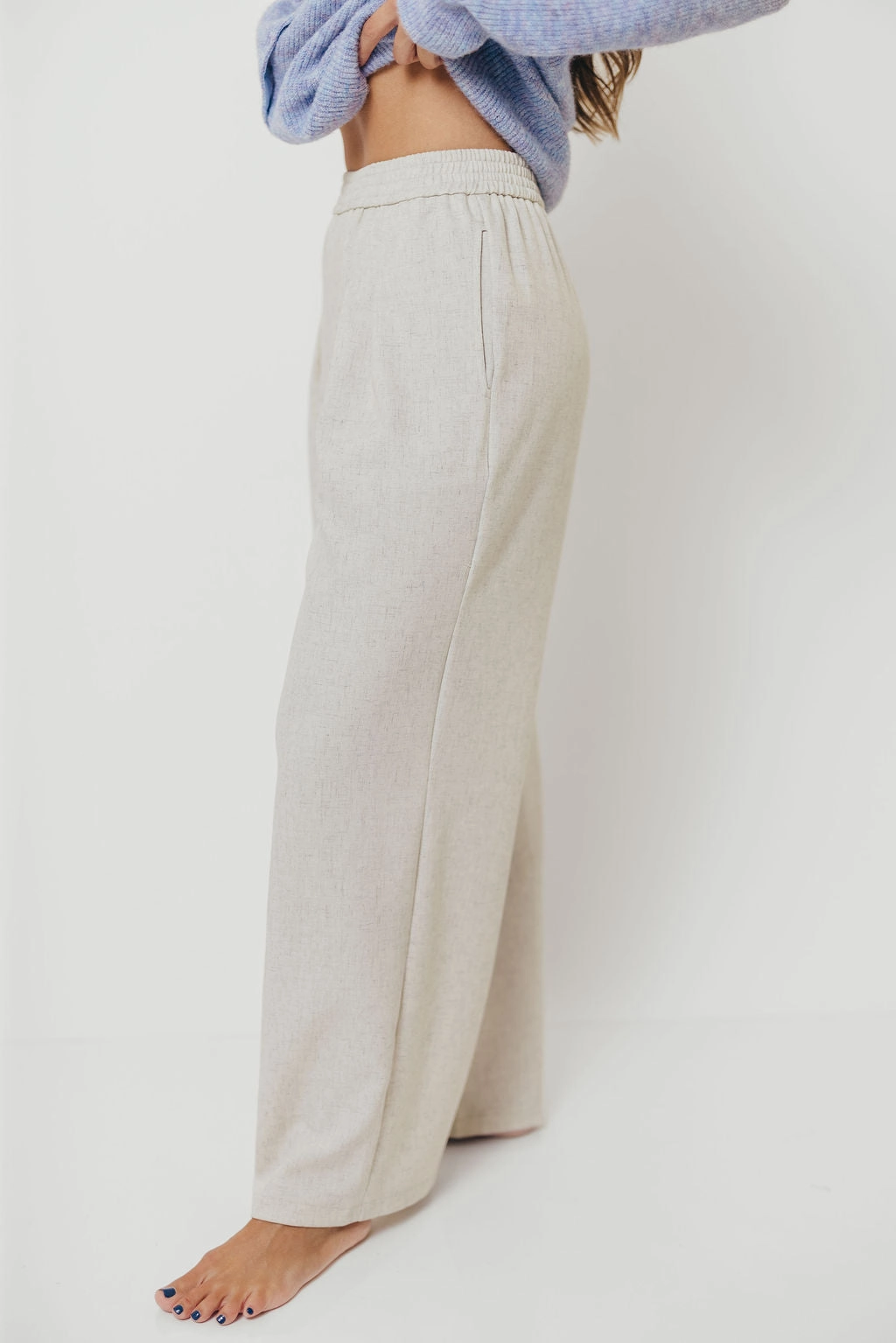 MachineWashableFabric Versatile Fit Truett Elastic Band Pleated Wide-Leg Pants in Ivory White