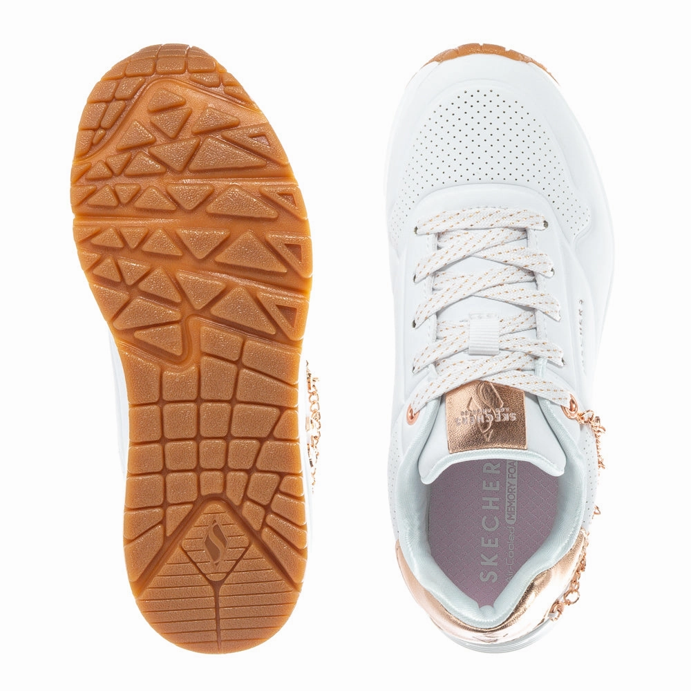 Uno Gen1 - Kids running for a form of meditation