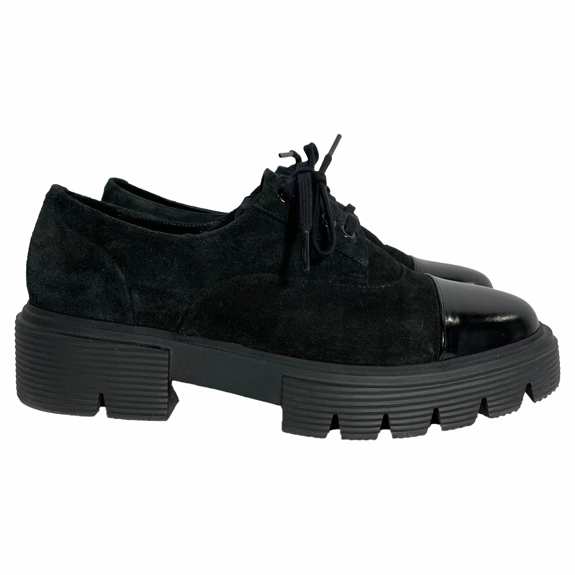 Comfortable Padding True Walk Stuart Weitzman Nolita Platform Oxford Shoes in Black Suede